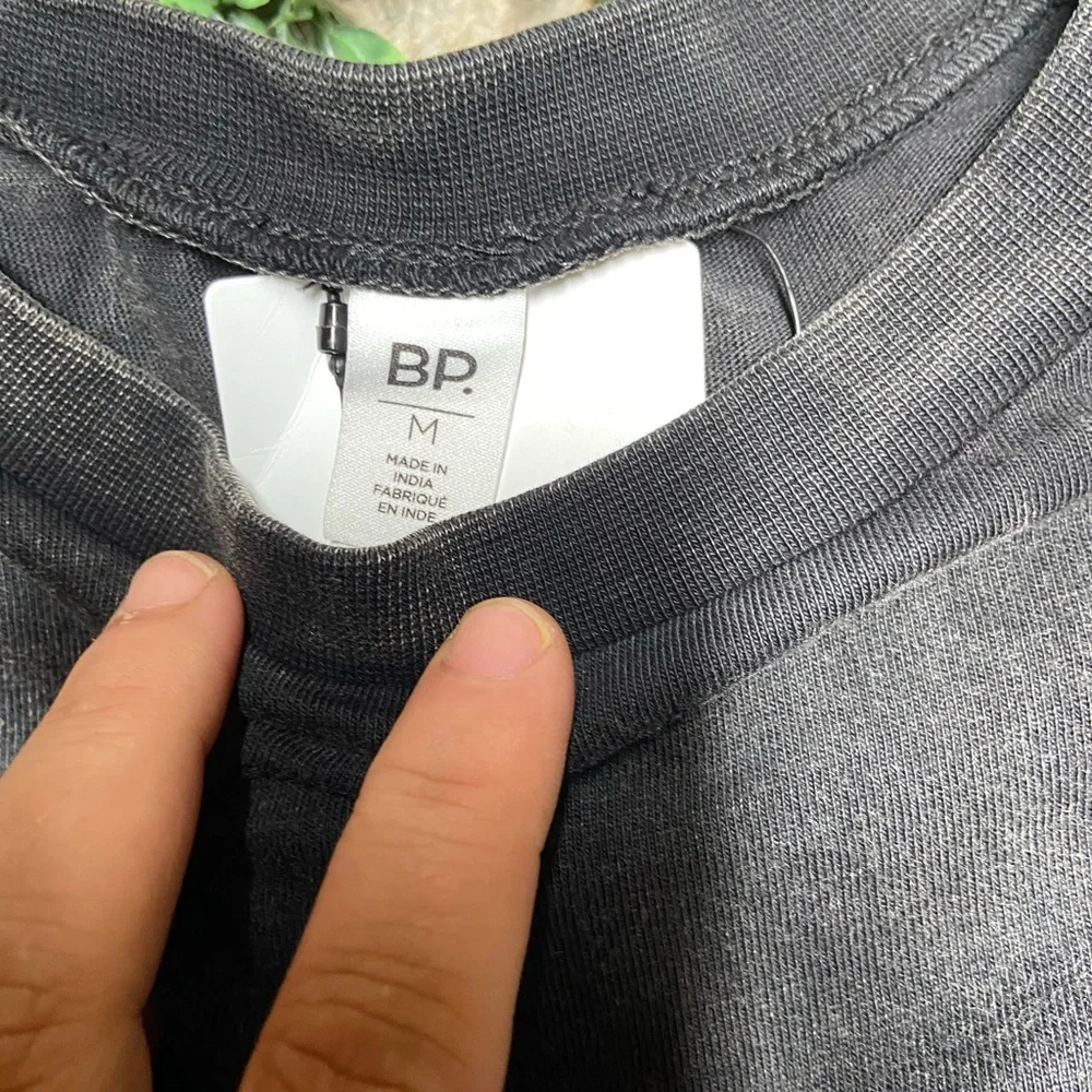 BP Tops. Size - M - Picture 6 of 7